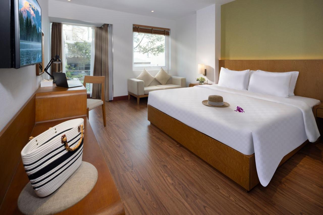 Harmony Saigon & 4* TP. Hồ Chí Minh