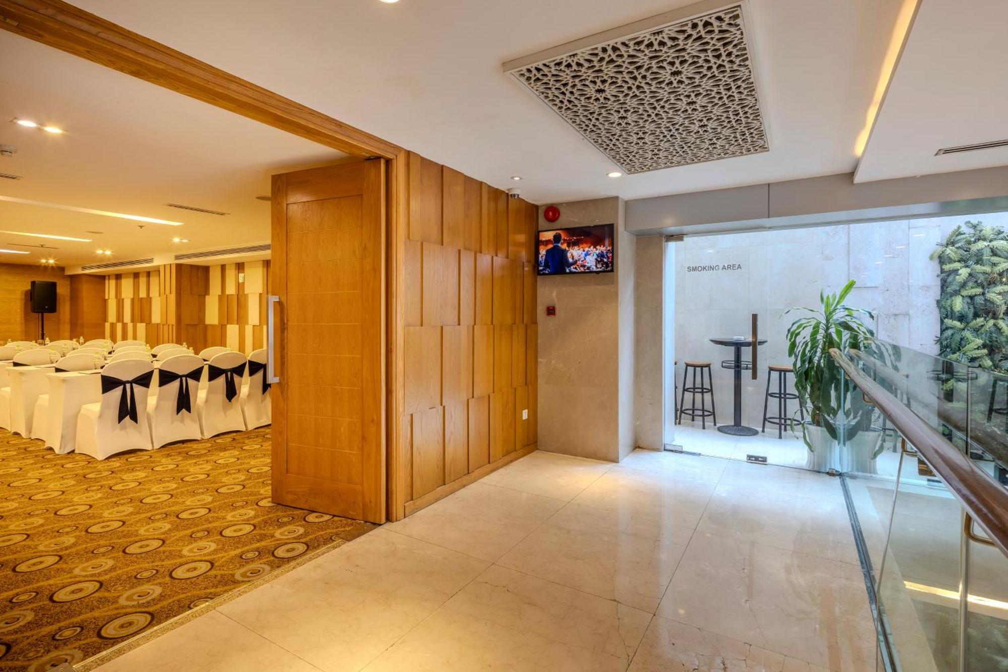 Harmony Saigon & Khách sạn 4*